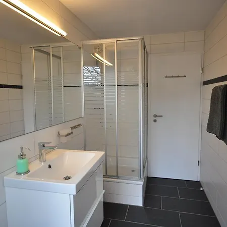 Daire Townhouse Ii Sleeps 12 Guests Interlaken