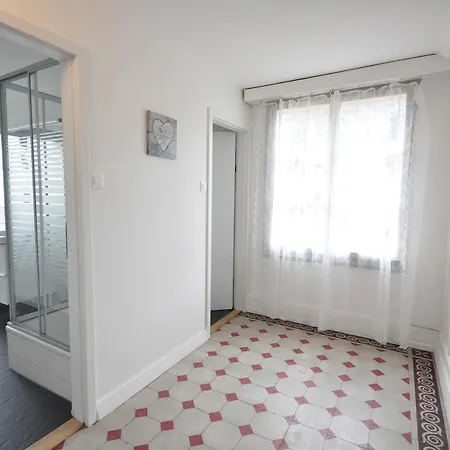 Daire Townhouse Ii Sleeps 12 Guests