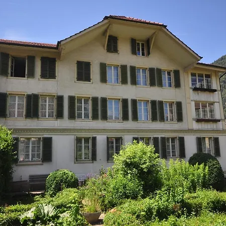 Апартаменти Townhouse Ii Sleeps 12 Guests