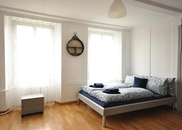 Апартаменти Townhouse Ii Sleeps 12 Guests Інтерлакен