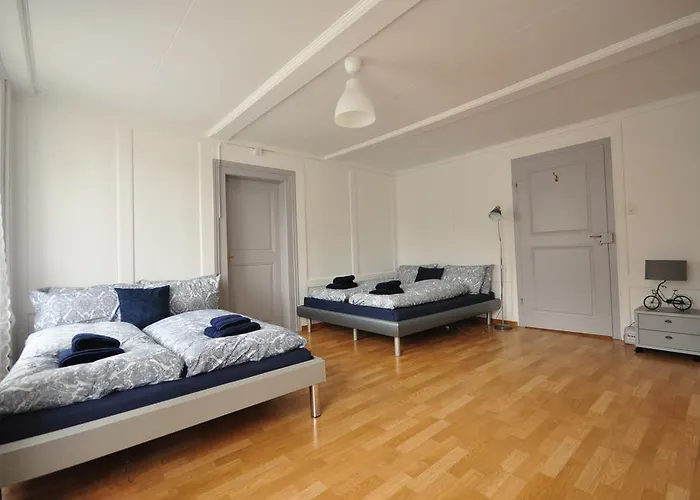 Апартаменти Townhouse Ii Sleeps 12 Guests *